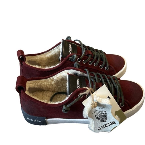 Blackstone NWTReal Lamb Fur Lined Wine colored leather sneaker size 36/5.5 - Picture 3 of 9